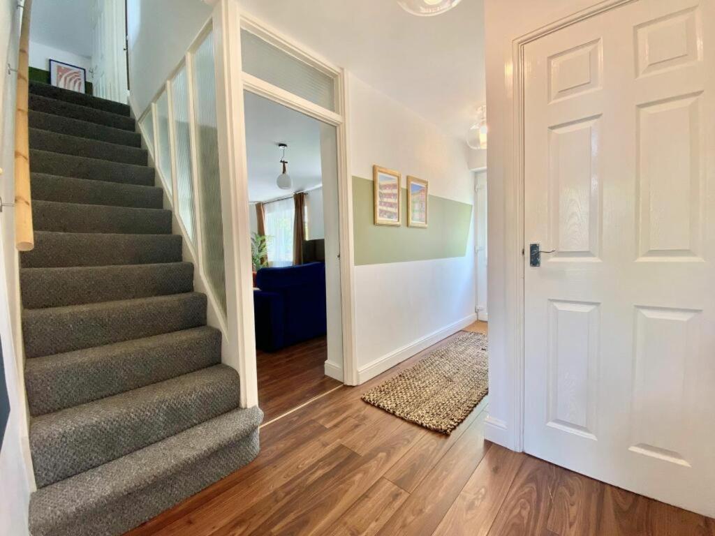 Coventry Huge 4Bed 2Bath Private Parking Nec By Empower Homes Eksteriør billede