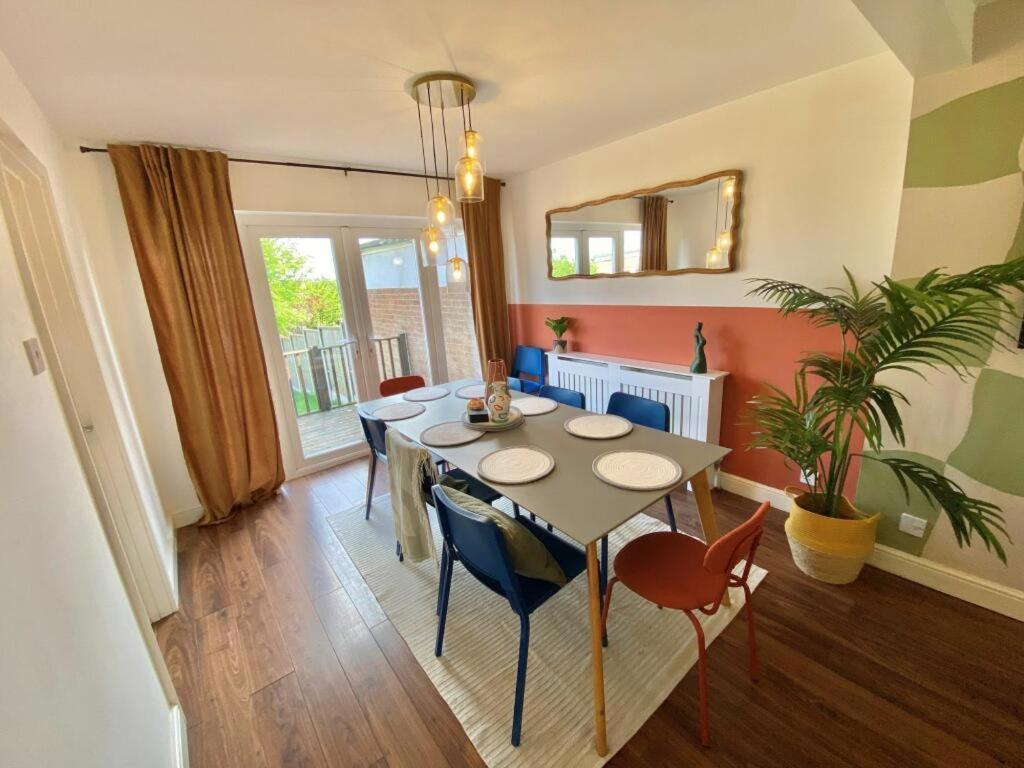 Coventry Huge 4Bed 2Bath Private Parking Nec By Empower Homes Eksteriør billede